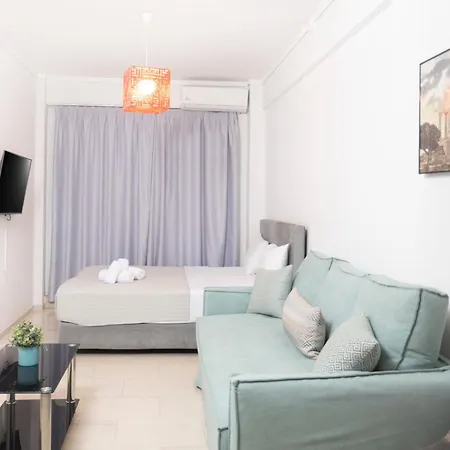 Downtown Seaside Apartment *