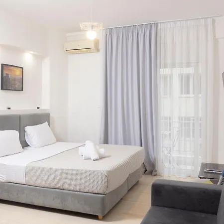 Downtown Seaside Apartment