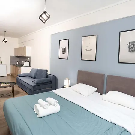 Downtown Seaside Apartment